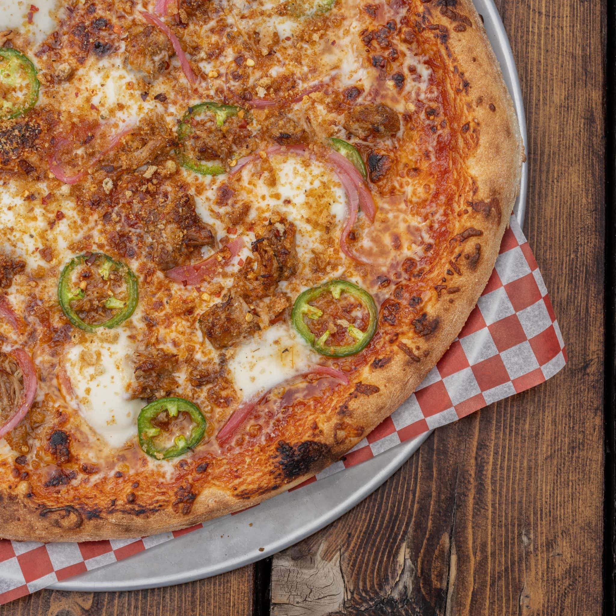 BBQ Pulled Pork pizza at red bird brewing kelowna