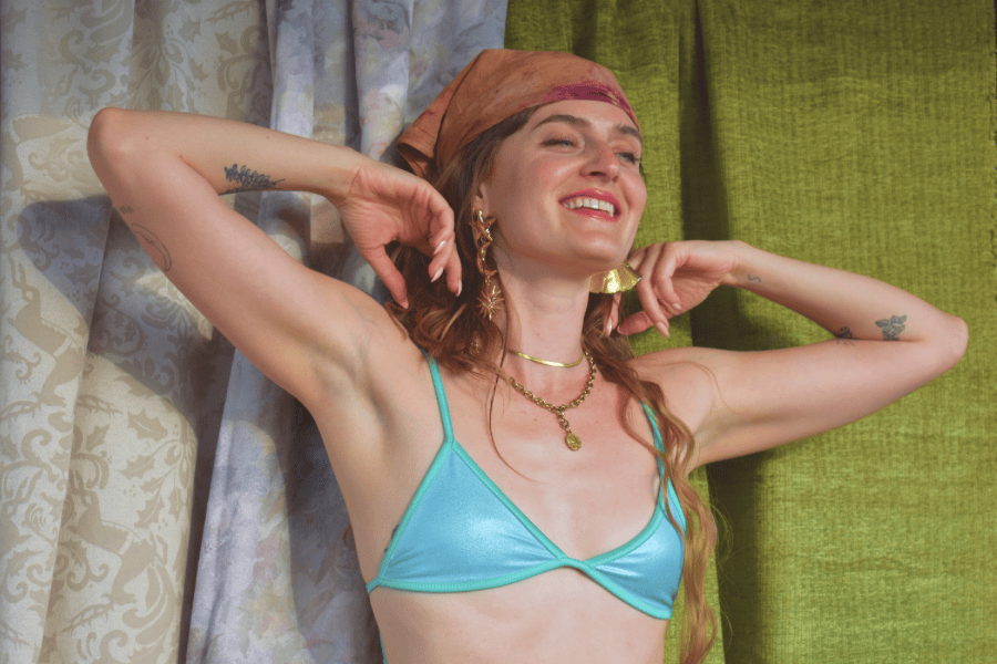 élodie orsei nicole leblanc performing at red bird brewing kelowna